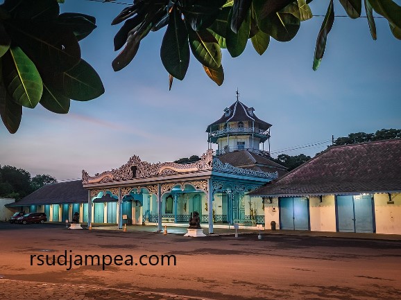 Keraton dan Istana: Simbol Budaya dan Kekuasaan